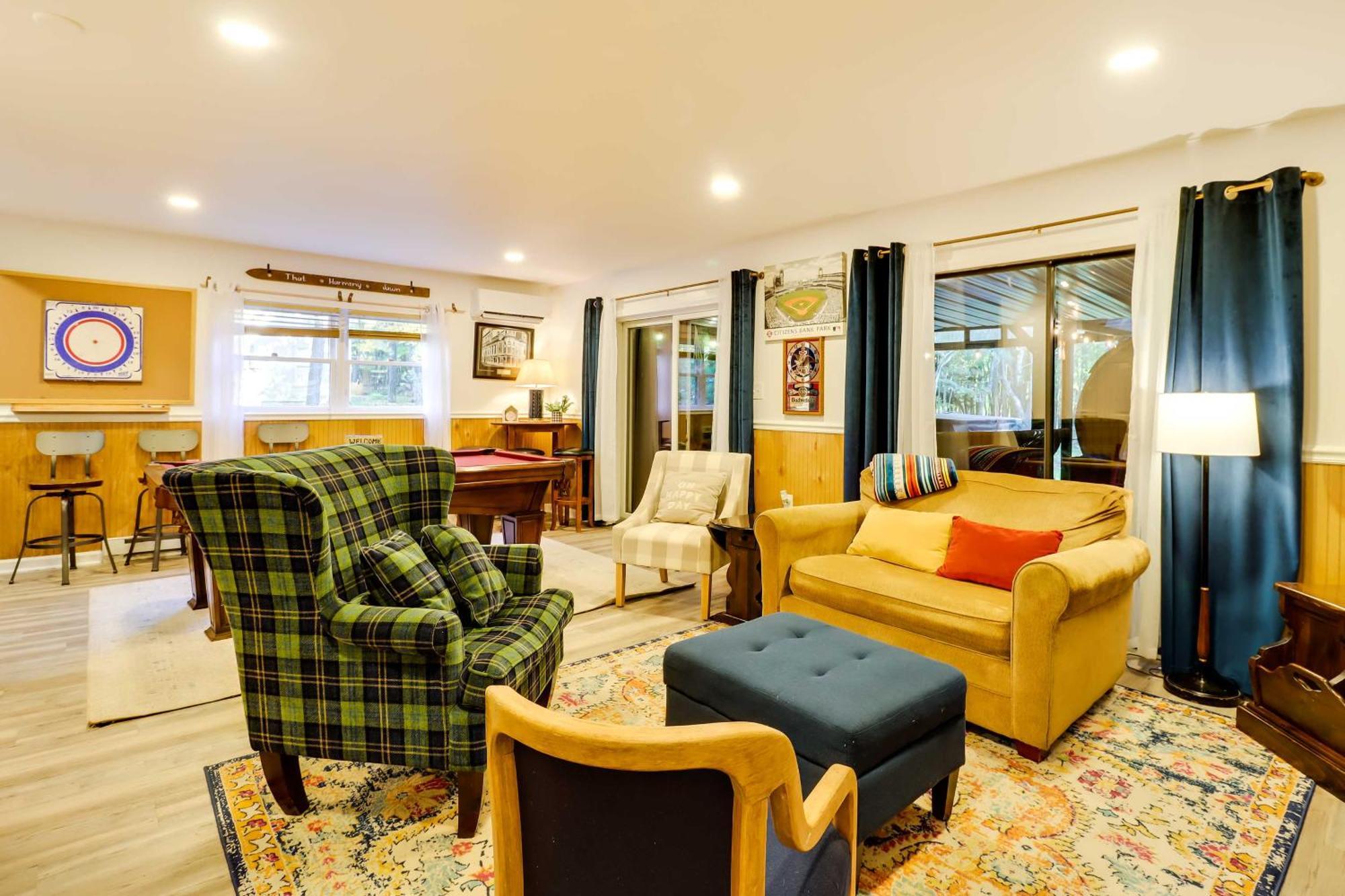 Poconos Ski Retreat With Sauna, Hot Tub, And Game Room Lake Harmony Eksteriør billede